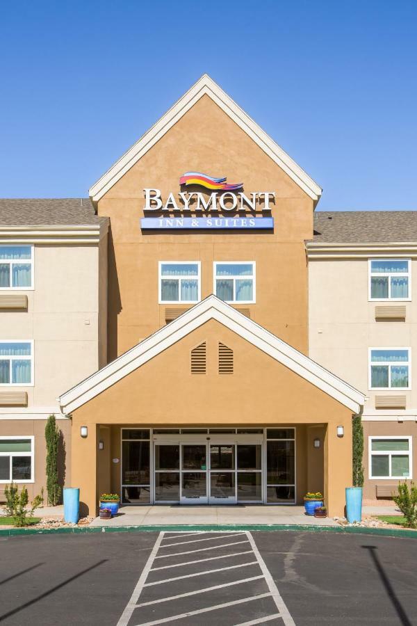 Baymont By Wyndham Albuquerque Airport Hotel Buitenkant foto